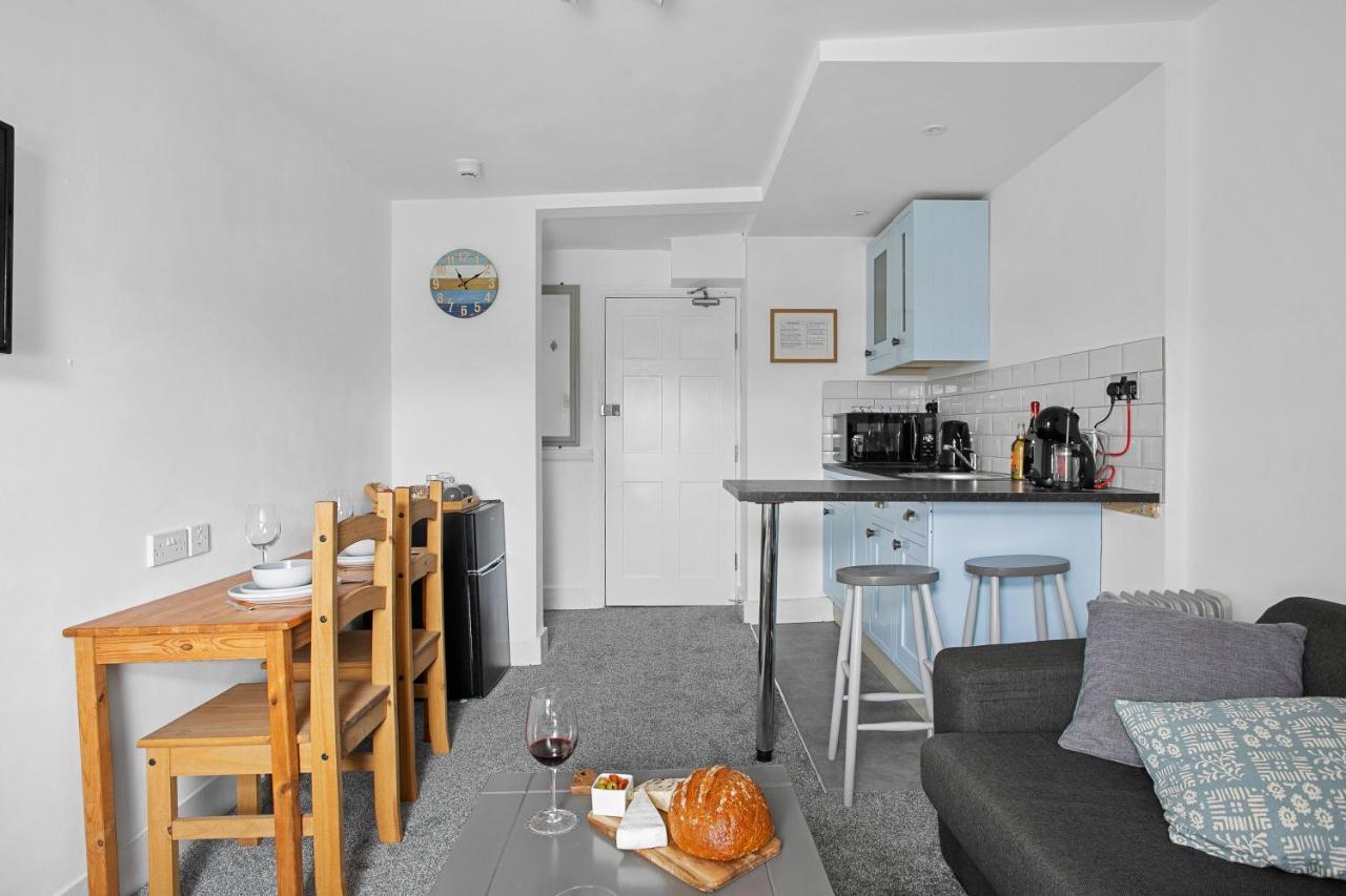 The Belmont Bed & Breakfast Торки Екстериор снимка
